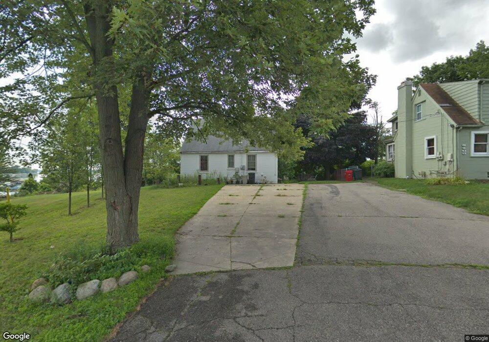 5405 Recreation Ct, West Bloomfield, MI 48324 - photo 1