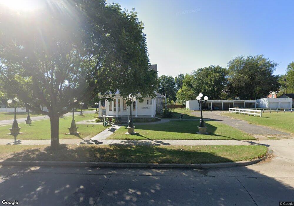 2103 W Okmulgee St, Muskogee, OK 74401 - photo 1