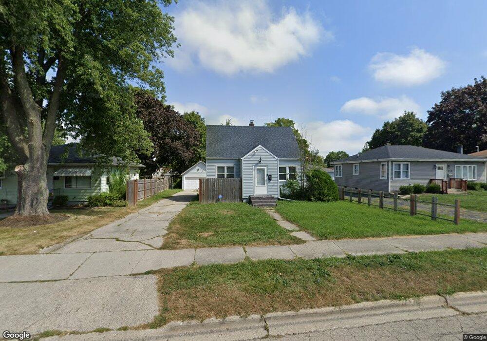 831 N Mcaree Rd, Waukegan, IL 60085 - photo 1