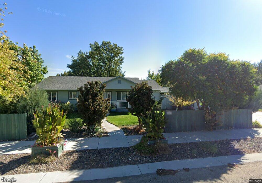 1360 W 13th St, Weiser, ID 83672 - photo 1