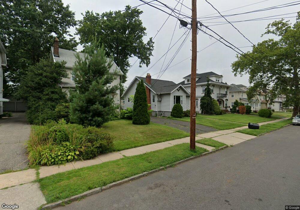 136 Princeton Rd unit 38, Elizabeth, NJ 07208 - photo 1