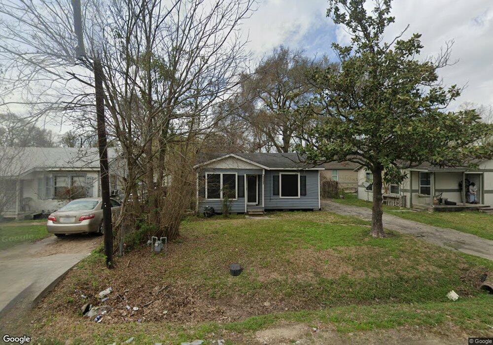 7733 James Franklin St, Houston, TX 77088 - photo 1