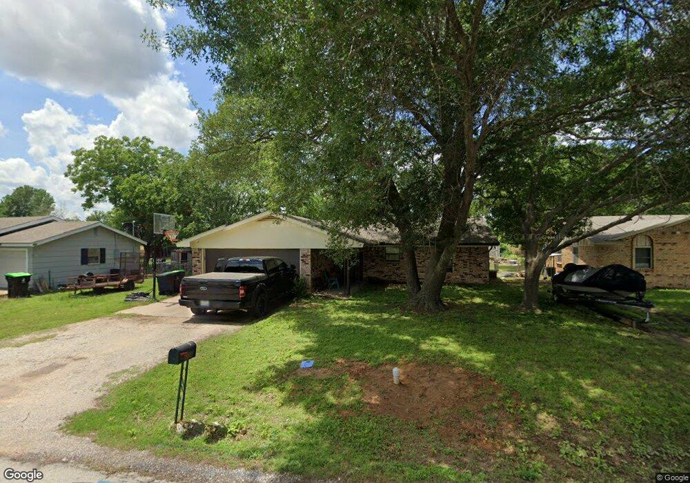 556 S Hitt St, Boyd, TX 76023 - photo 1