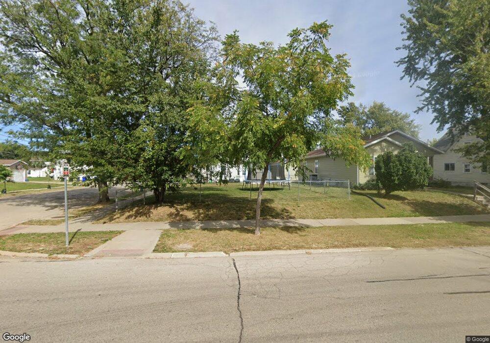 380 8th Ave SW, Cedar Rapids, IA 52404 - photo 1