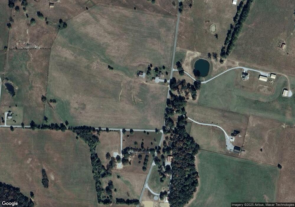 176 Henderson Rd, Shelbyville, TN 37160 - photo 1