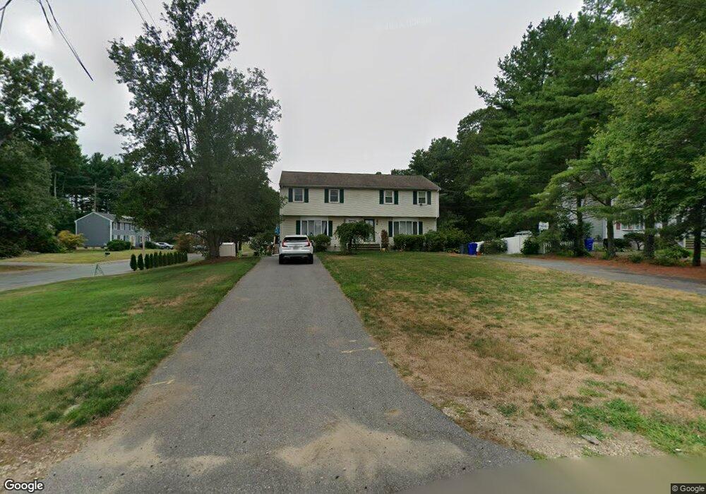 137 1/2 Williams St unit B, Taunton, MA 02780 - photo 1