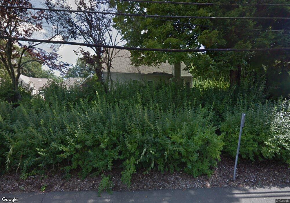 63 Forest St, New Canaan, CT 06840 - photo 1