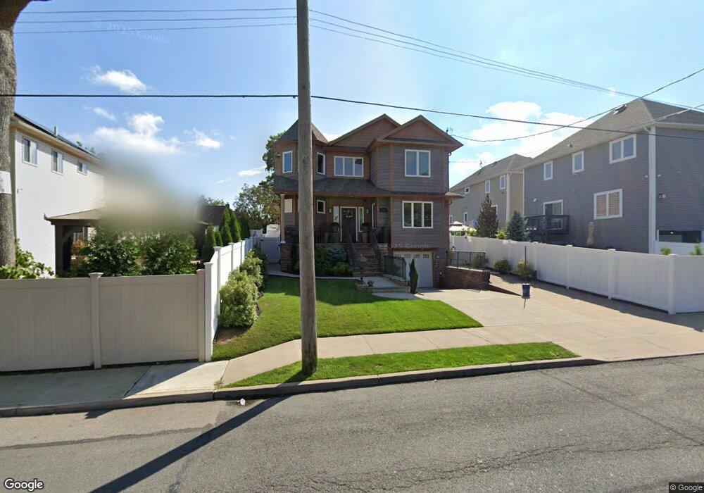 909-915 Jewett Ave, Staten Island, NY 10314 - photo 1