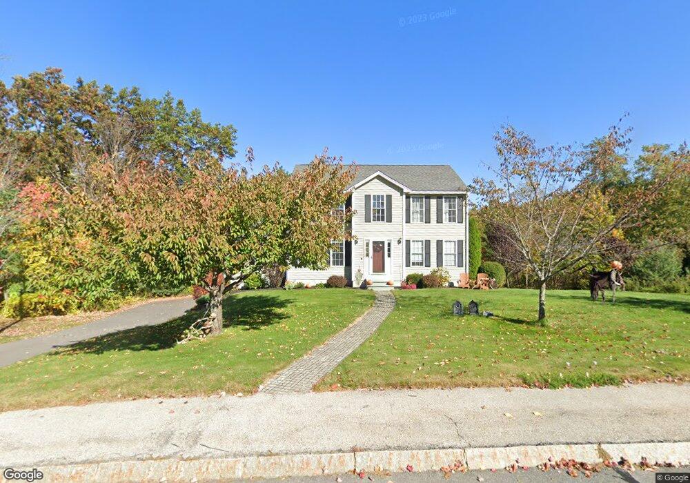 8 Beacon Hill Rd, Hooksett, NH 03106 - photo 1