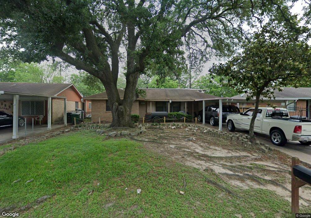 10309 Kelburn Dr, Houston, TX 77016 - photo 1