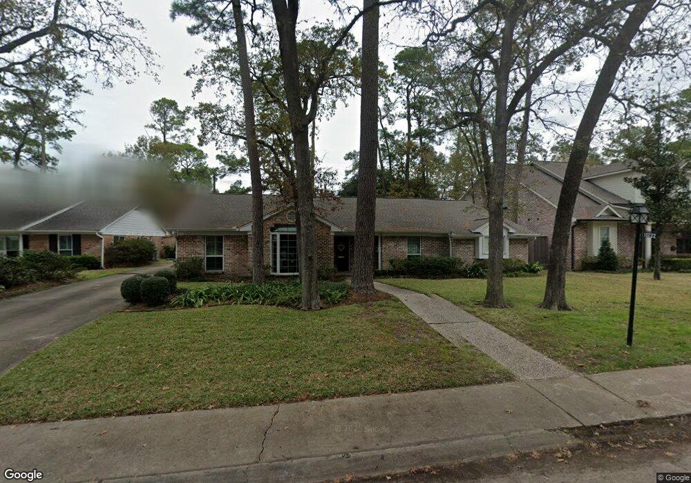 10222 Candlewood Dr, Houston, TX 77042 - photo 1