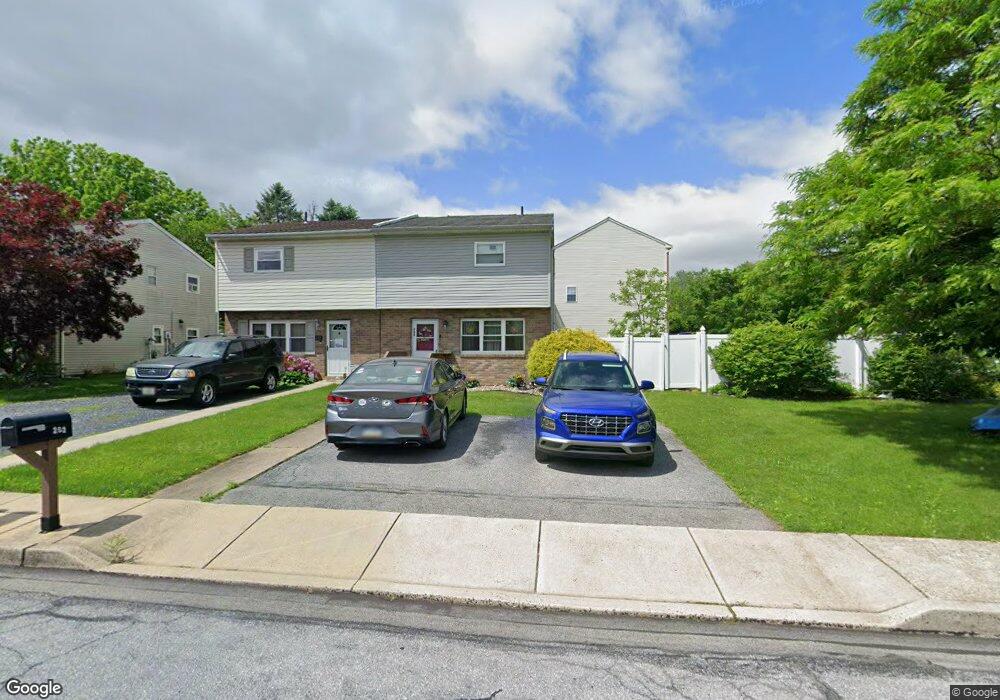 202 Park Ln, Alburtis, PA 18011 - photo 1