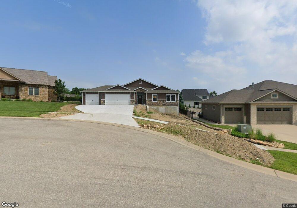 6318 SW 44th Ct, Topeka, KS 66610 - photo 1