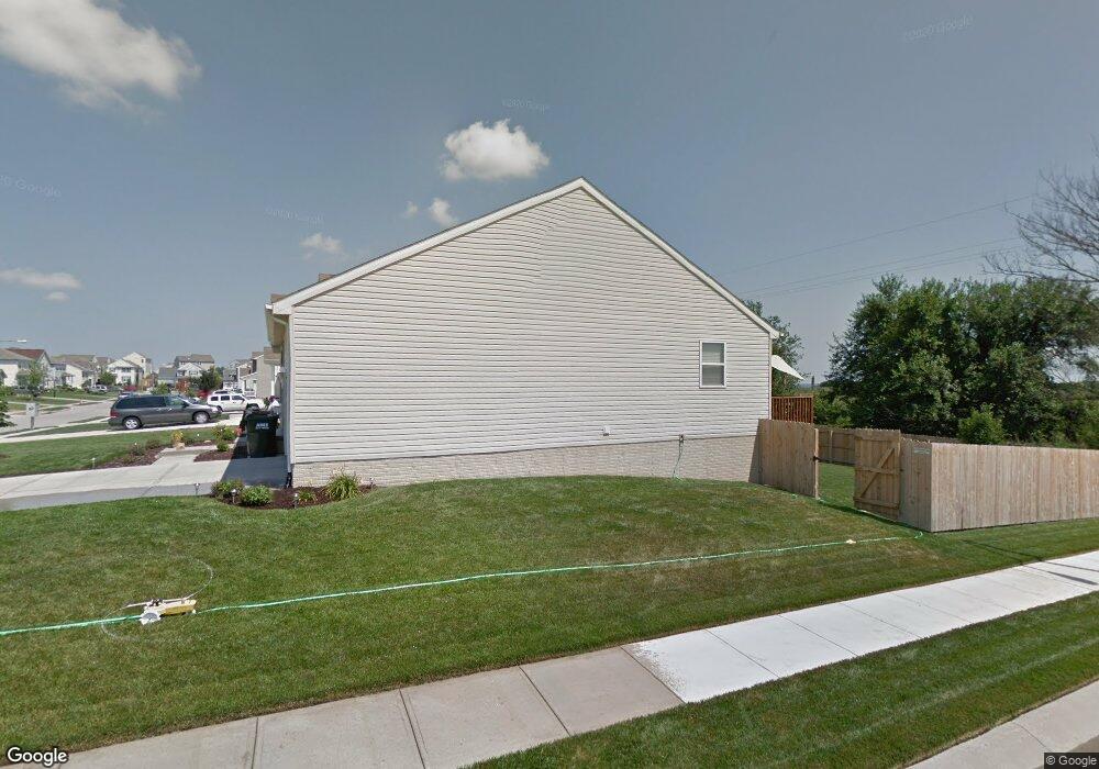 2407 S River Rock Dr, Papillion, NE 68046 - photo 1