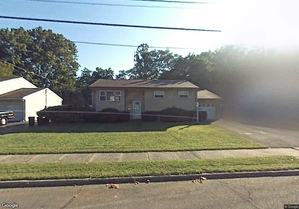 120 Cindy Ct, Middlesex, NJ 08846 - photo 1