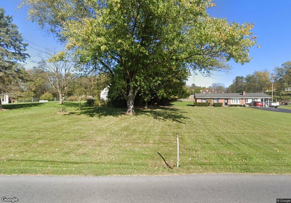 1090 Runnymeade Rd, Bunker Hill, WV 25413 - photo 1