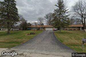 6158 S 121st St, Hales Corners, WI 53130