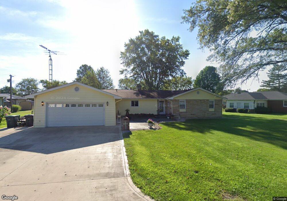 1056 S Beechwood Dr, Rushville, IN 46173 - photo 1