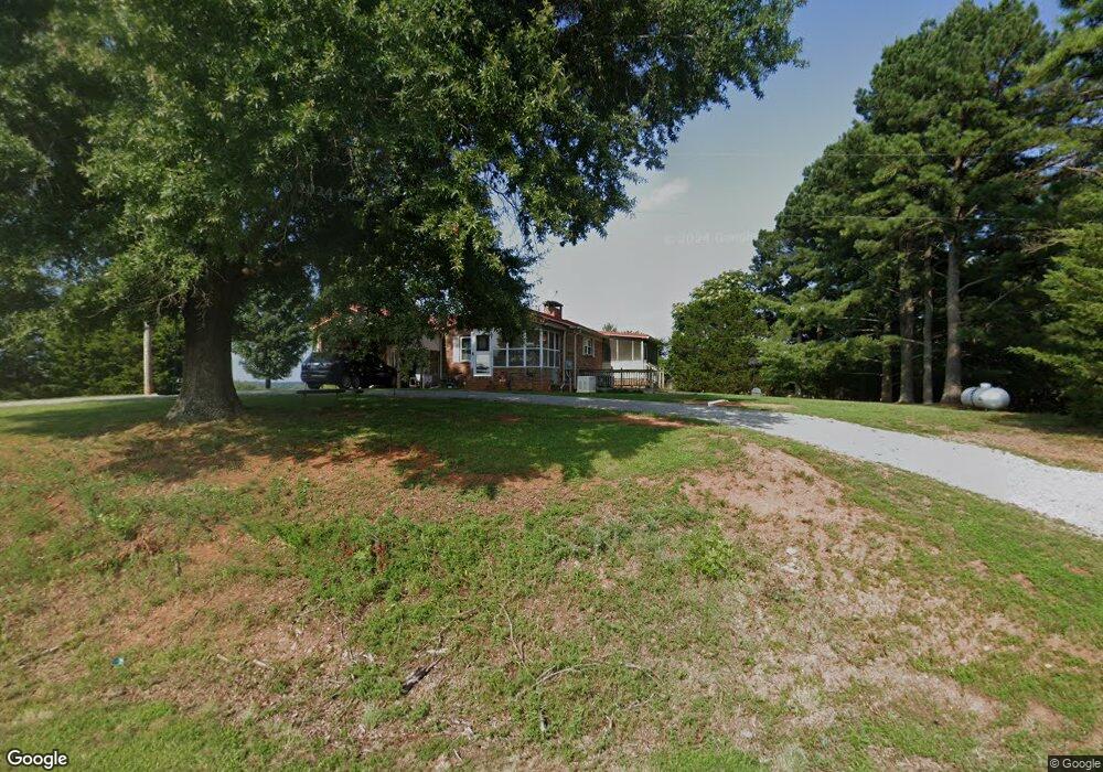 1792 Tomahawk Creek Rd, Chatham, VA 24531 - photo 1