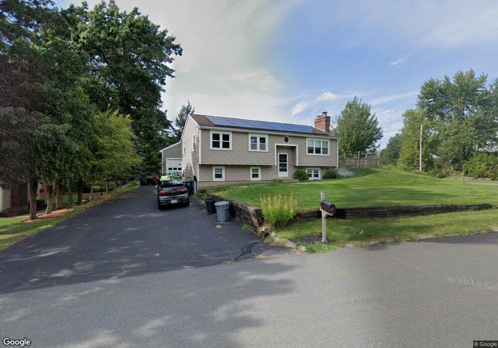 41 Mckenna Dr, Nashua, NH 03062 - photo 1