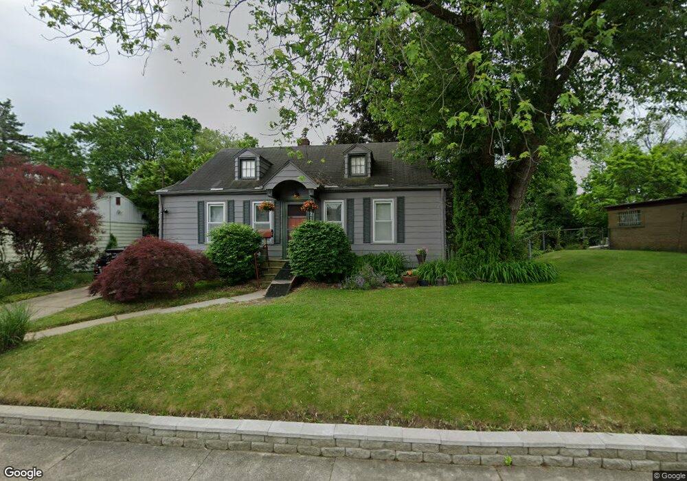 2721 Coventry Ct, Flint, MI 48503 - photo 1