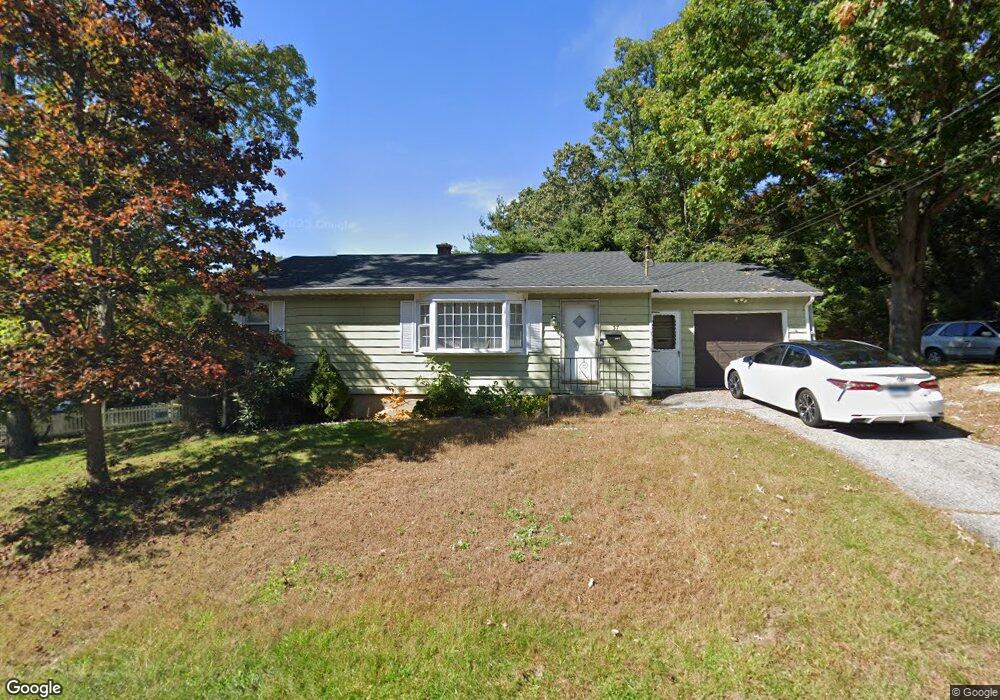 37 Beth Ln, Waterbury, CT 06705 - photo 1