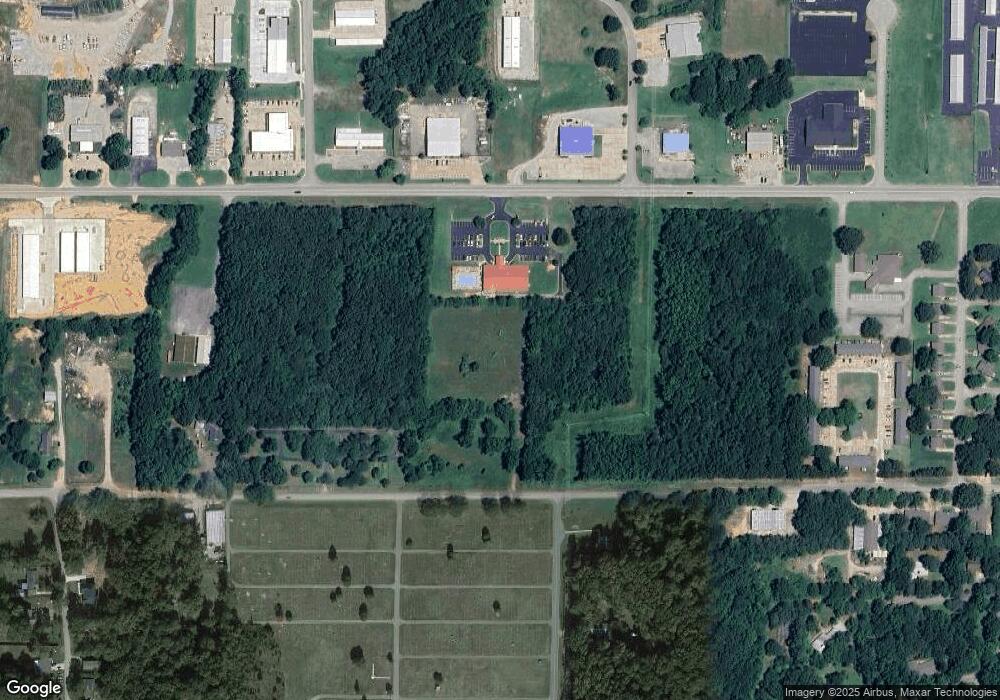 2218 W Matthews Ave, Jonesboro, AR 72401 - photo 1