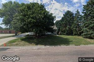 8 S Dakota Ave, Platte, SD 57369