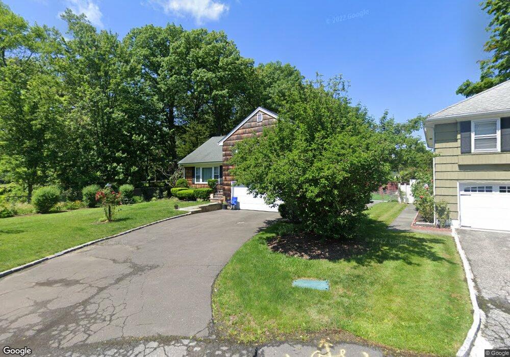 4 Wards Park E, Rye, NY 10580 - photo 1