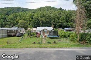 97 Eiffel St, Davin, WV 25617