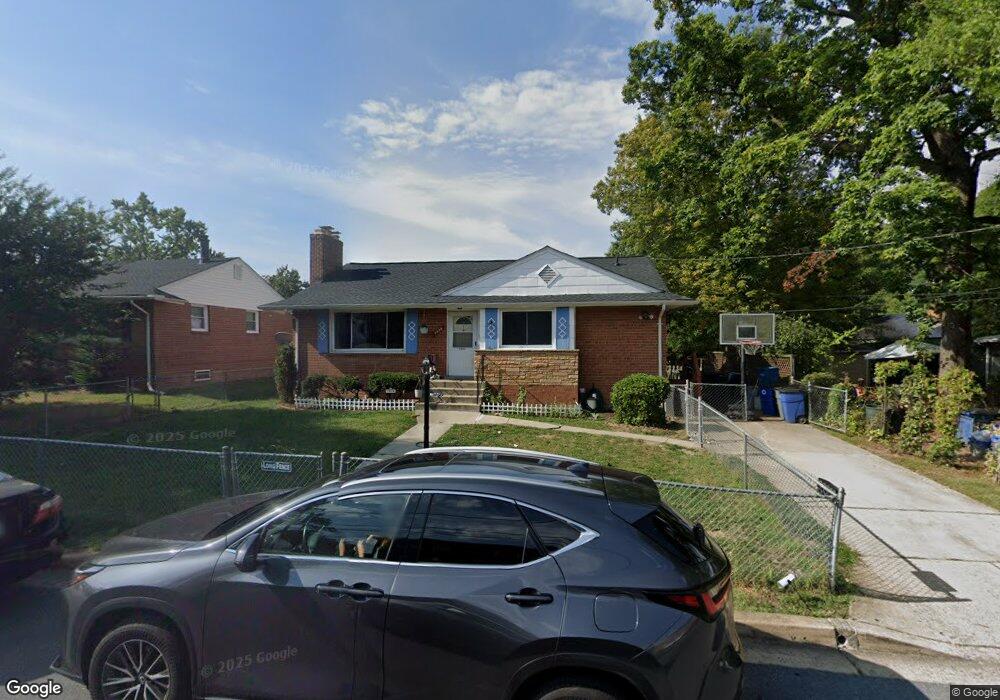 7910 Lockney Ave, Takoma Park, MD 20912 - photo 1