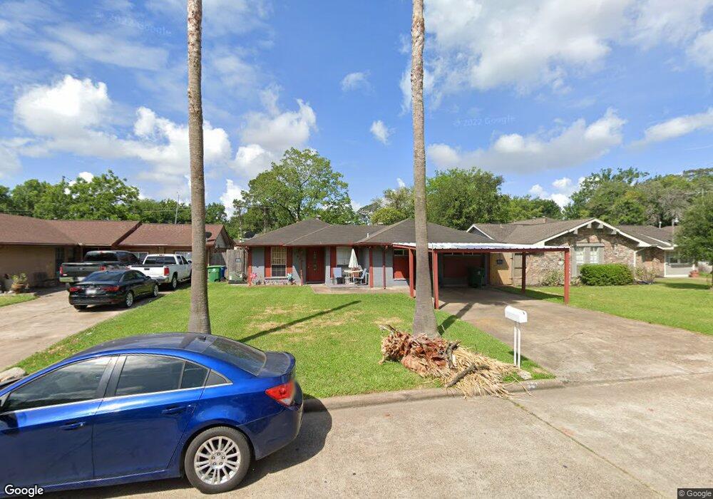 8907 Gauguin Dr, Houston, TX 77088 - photo 1