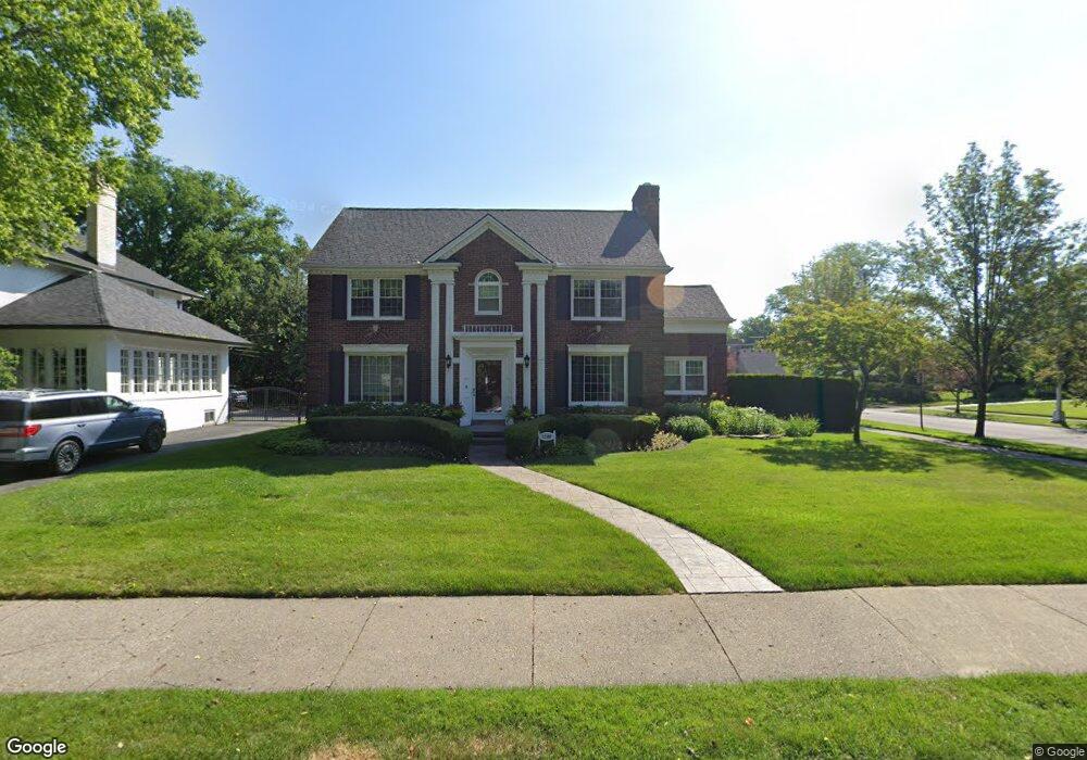 1106 Bedford Rd, Grosse Pointe Park, MI 48230 - photo 1