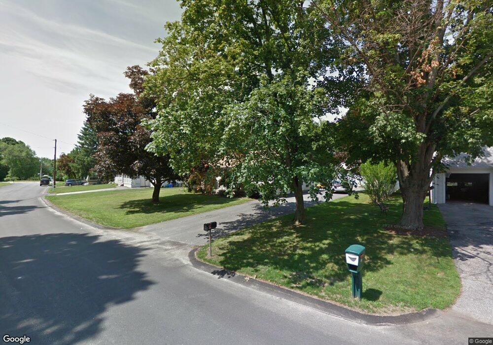 8 Willow Rd, Greenville, RI 02828 - photo 1