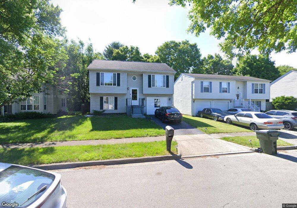 2795 Raphael Dr, Columbus, OH 43232 - photo 1