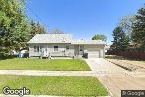 814 2nd Ave, Ipswich, SD 57451