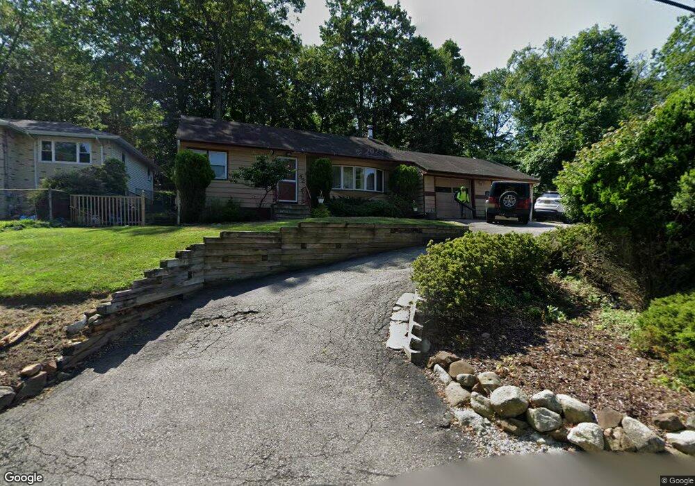 42 Monhegan Ave, Oakland, NJ 07436 - photo 1