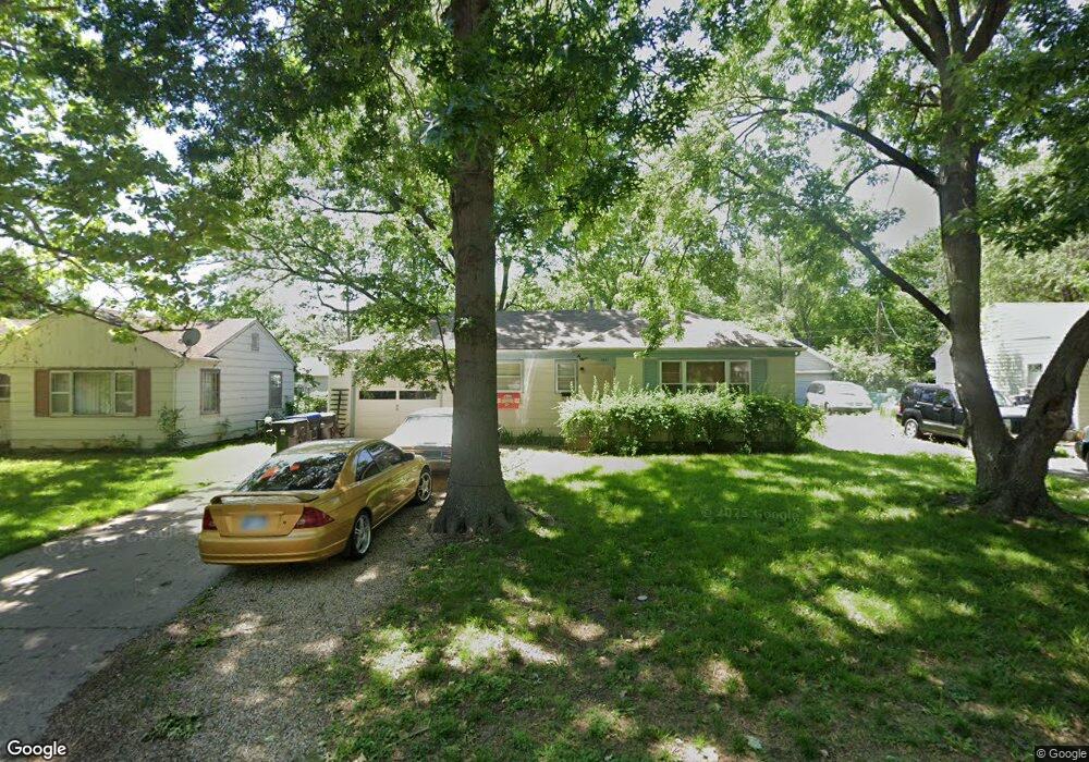 2321 SW Seabrook Ave, Topeka, KS 66614 - photo 1