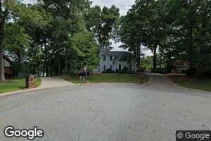 808 Valbrook Ct SW, Lilburn, GA 30047