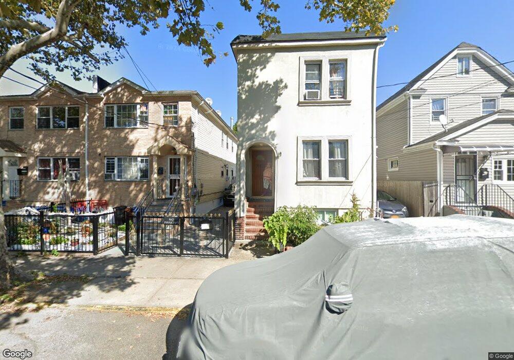 10925 156th St, Jamaica, NY 11433 - photo 1