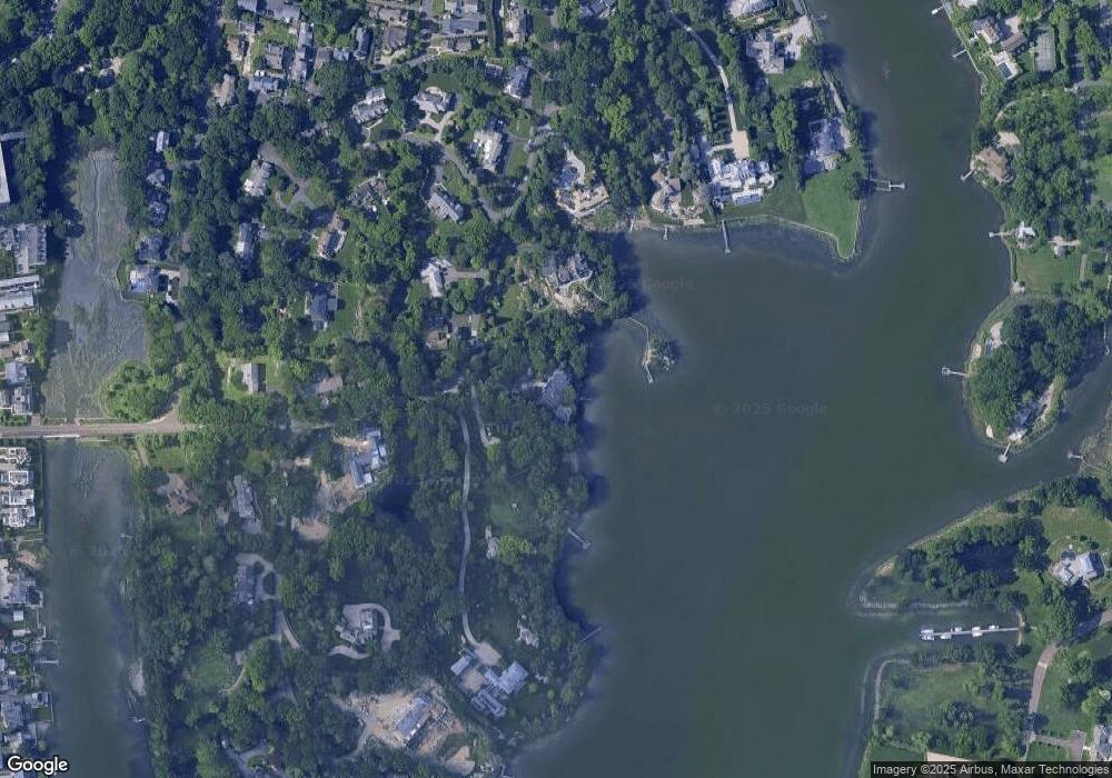 68 Oneida Dr, Greenwich, CT 06830 - photo 1