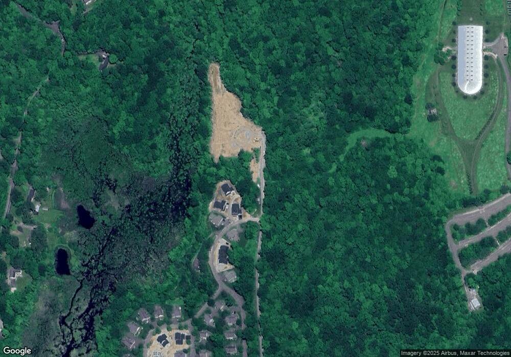 109 Periwinkle Dr, Middlebury, CT 06762 - photo 1