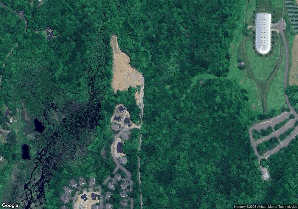 113 Periwinkle Dr, Middlebury, CT 06762 - photo 1