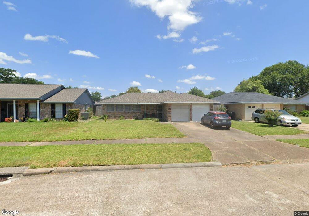 9719 Kirkville Dr, Houston, TX 77089 - photo 1
