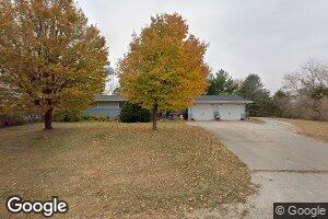 309 Lewis St, Mount Auburn, IA 52313