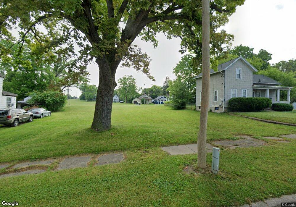 518 Mathewson St, Flint, MI 48504 - photo 1