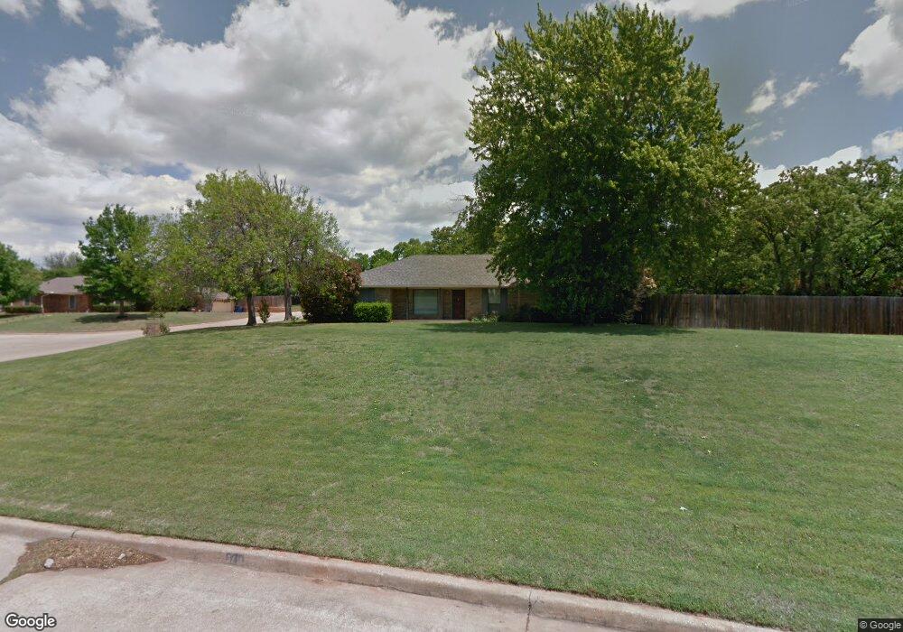 3418 Robert Dr, Duncan, OK 73533 - photo 1