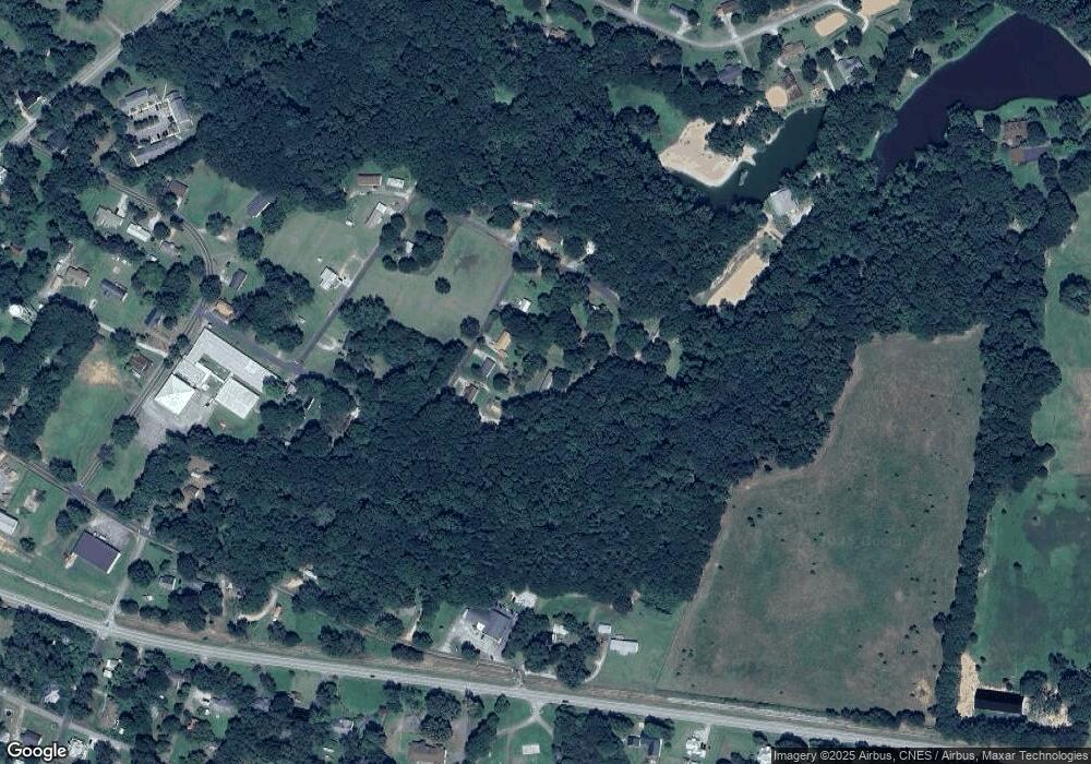 258 Roosevelt Cir, Bowman, GA 30624 - photo 1