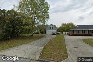 106 Lakeview Ct, Savannah, GA 31406