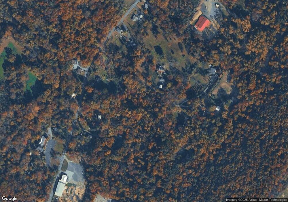 513 Manatawny Rd, Boyertown, PA 19512 - photo 1